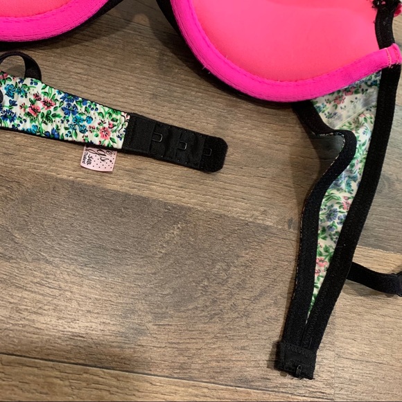 VS Sexy little things floral print lace bow bra - Picture 9 of 9